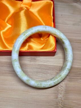 Yellow-Green Marble Jade Bangle Bracelet 62mm